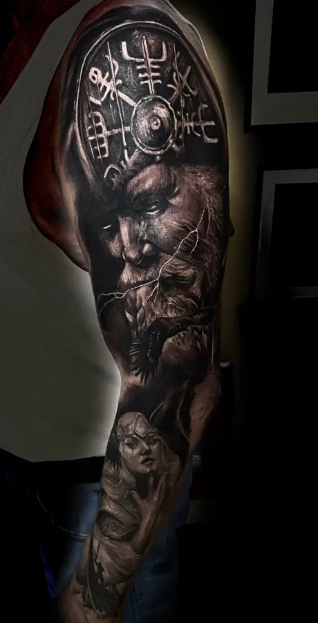 black and grey tattoo, vikinger tattoo, wegweiser tattoo, schild tattoo, thor tattoo, krieger tattoo, bremen tattoo, tattoo bremen