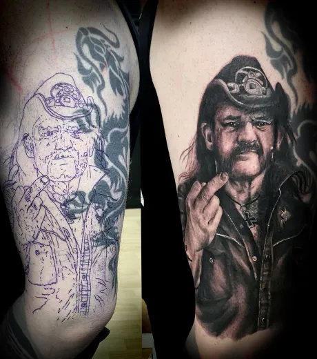 black and grey tattoo, porträt tattoo, lemmy tattoo, arm tattoo, oberarm tattoo, cover up tattoo, cover tattoo, motörhead tattoo, fan tattoo, bremen tattoo, tattoo bremen